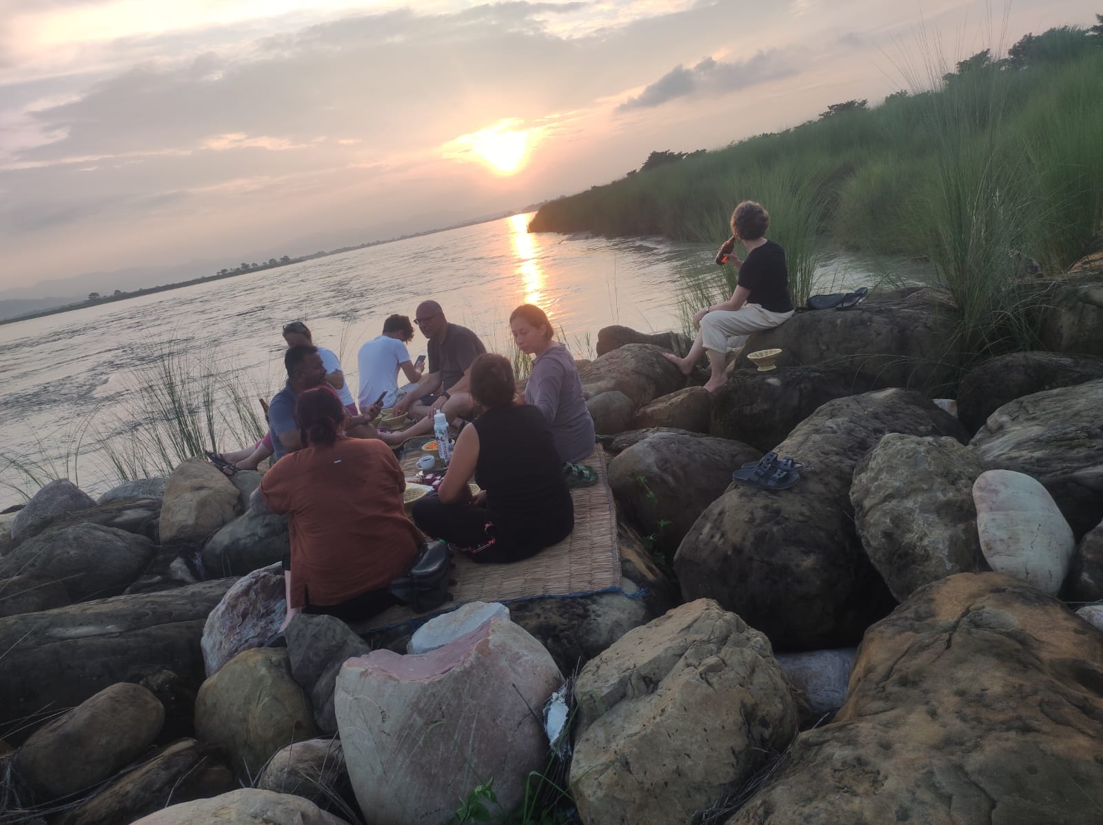 Chitwan National Park Travel Guide - A Complete Jungle Safari Experience in Nepal